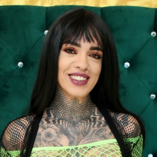 Monna Trixx Pornstar