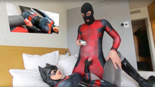 Nora Fox Batwoman Cosplay VR Passion